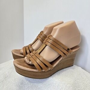 UGG Mattie Womens Platform Wedge Strappy Sandals Tan Brown Leather Size 8 Shoes
